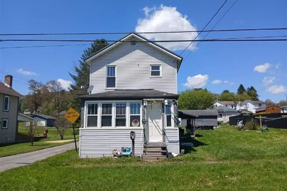 234 Broadway Street Reynoldsville, PA 15851, Jefferson County