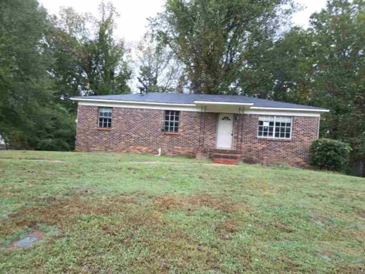 2905 Debra Dr Fultondale, AL 35068, Jefferson County