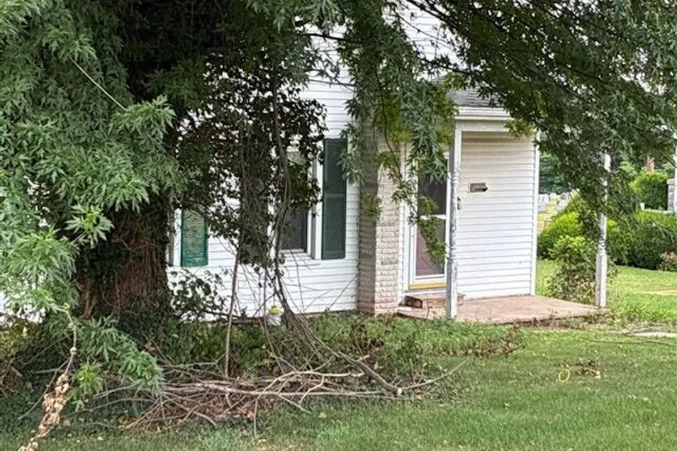 409 East Main Street Hegins, PA 17938, Schuylkill County