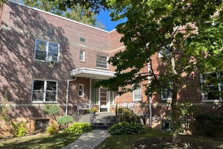 525 Castleton Ave 1c Staten Island, NY 10301, Richmond County