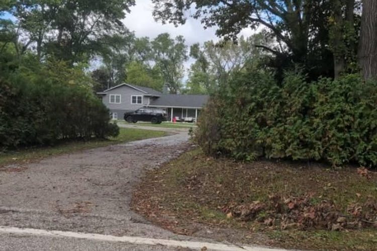 15879 Millar Rd Clinton Township, MI 48036, Macomb County