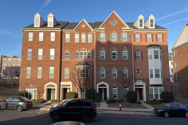 21643 Romans Drive Ashburn, VA 20147, Loudoun County