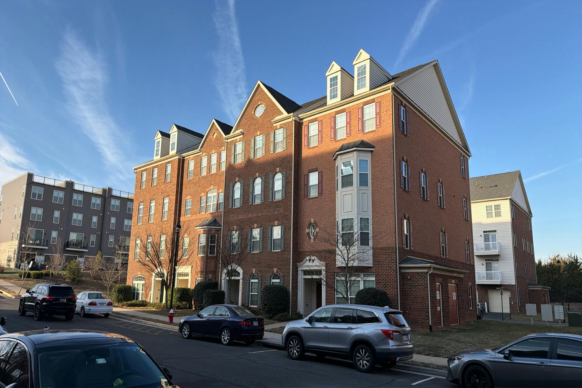 Listing photo #3