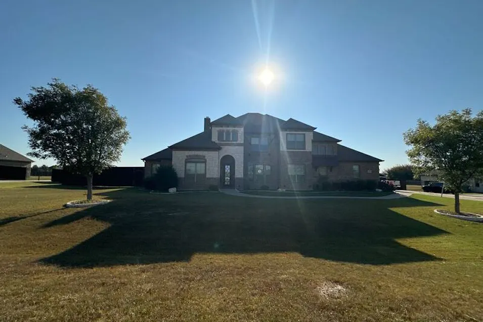 6010 Limestone Ln Midlothian, TX 76065, Ellis County