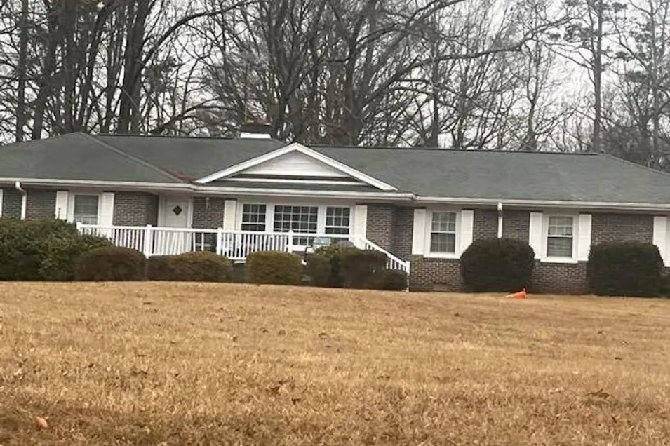 2468 Highway 221 S Laurens, SC 29360, Laurens County