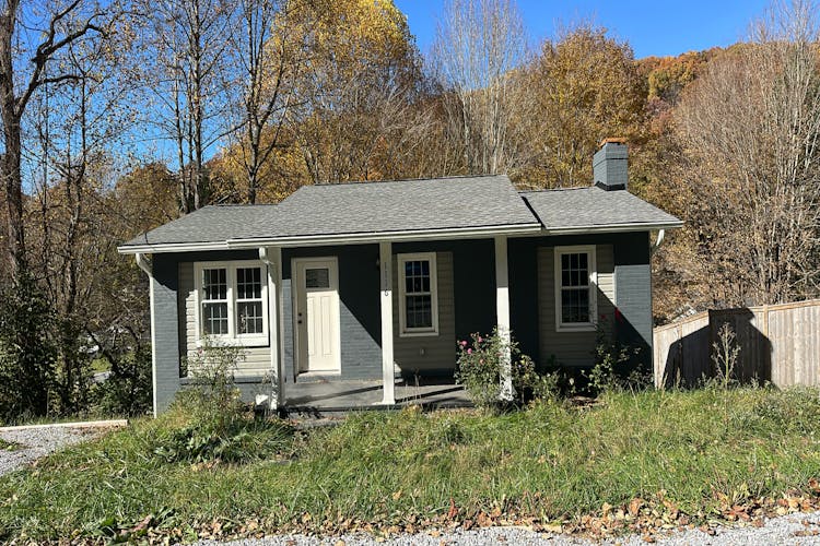 1116 Berry Rd Elizabethton, TN 37643, Carter County