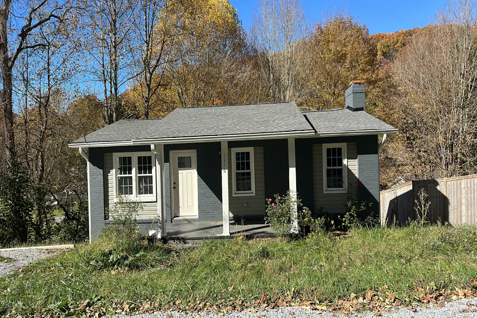 1116 Berry Rd Elizabethton, TN 37643, Carter County