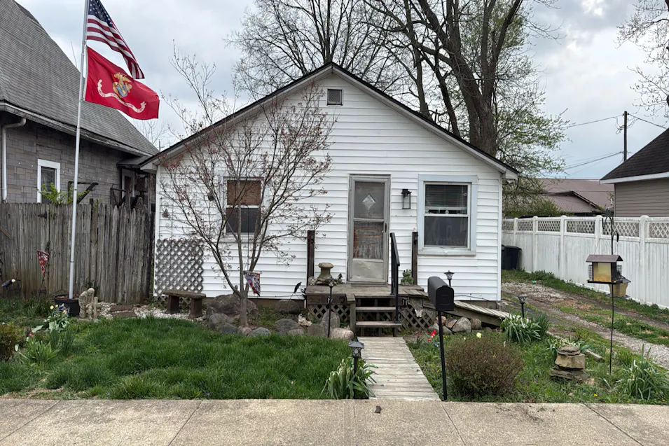 469 N Maple St Martinsville, IN 46151-1076, Morgan County