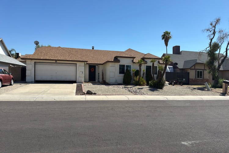 6205 W Port Au Prince Ln Glendale, AZ 85306, Maricopa County