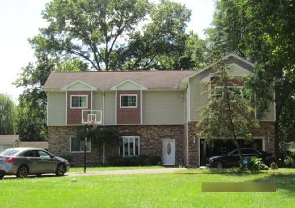 28251 Wildwood Trl Farmington Hills, MI 48336, Oakland County