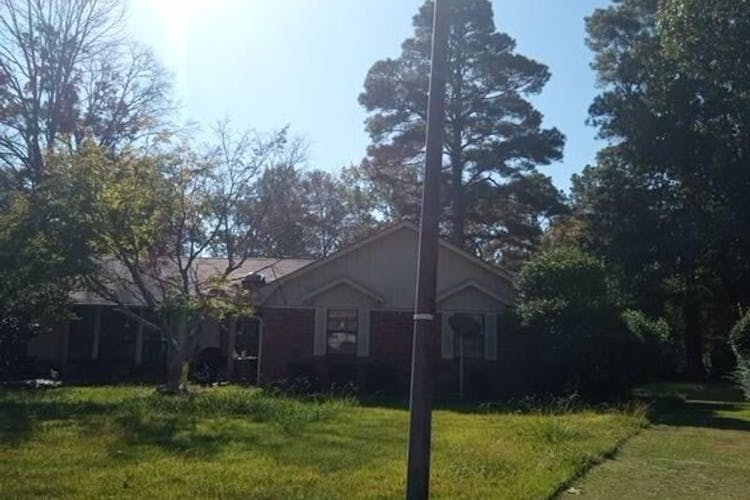 12 Regency Ln Pine Bluff, AR 71603, Jefferson County