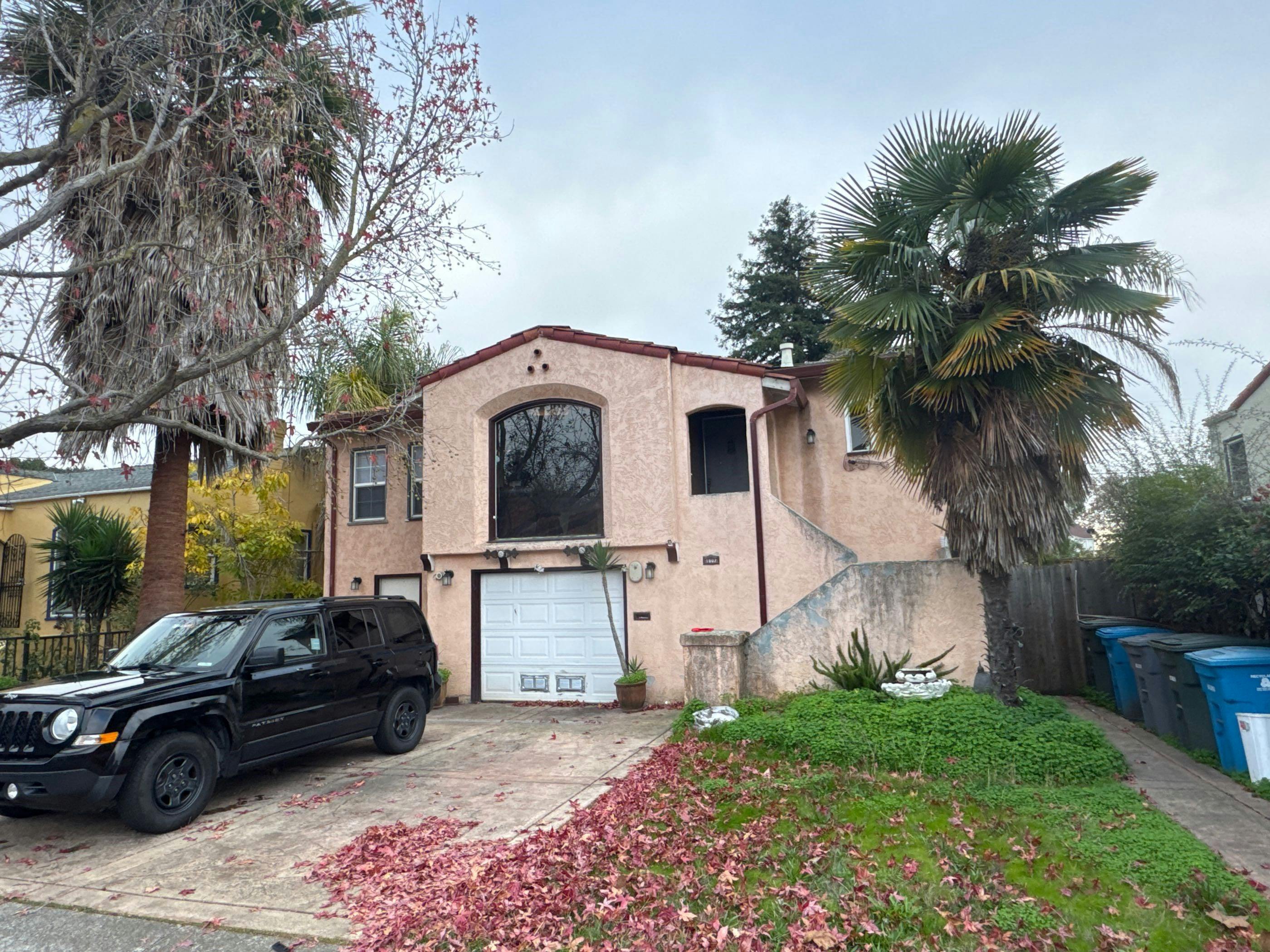 Cambridge Cir, South Daytona, FL 32119