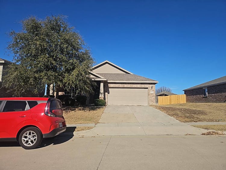 1227 Eagles Nest Trl Krum, TX 76249, Denton County