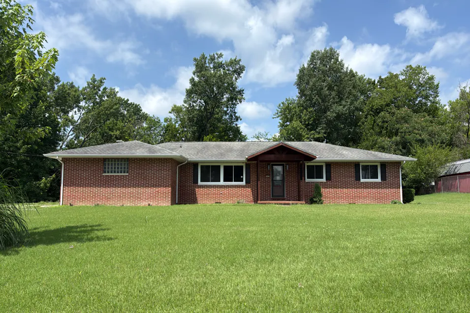 605 Marteeny Street Mount Vernon, IL 62864, Jefferson County