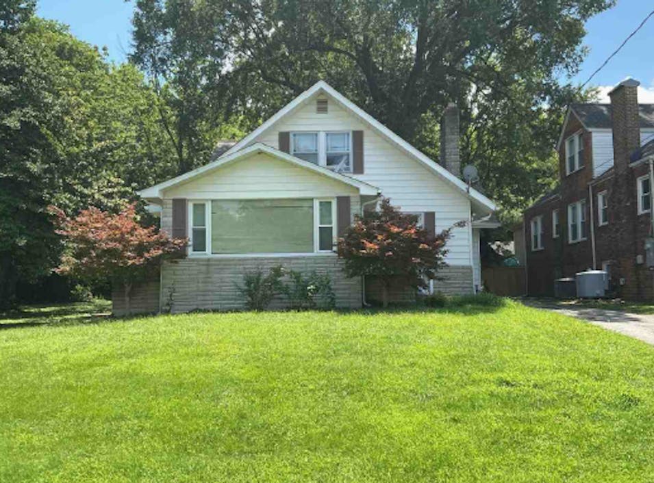 2936 Clark St Paducah, KY 42001, McCracken County