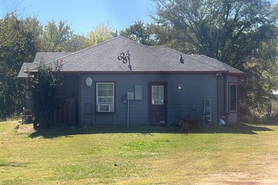 16851 Fm 901 Sadler, TX 76264, Grayson County