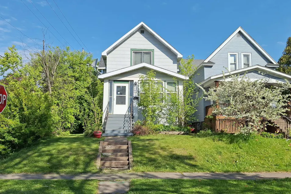 2631 W 5th Street Duluth, MN 55806, St. Louis County