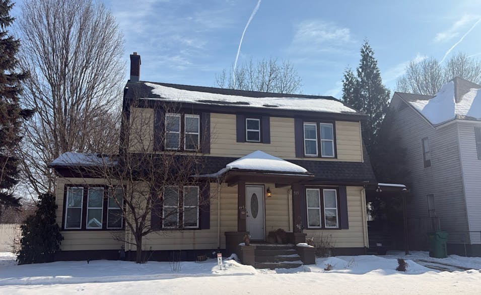 515 N Main St Three Rivers, MI 49093, St. Joseph County