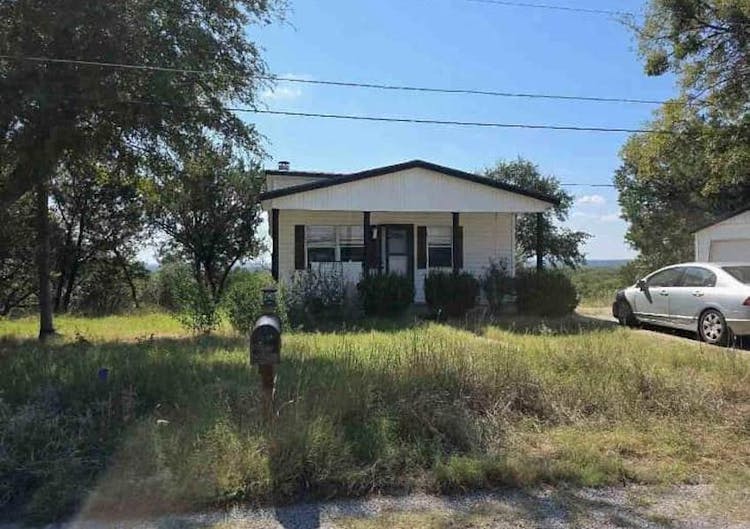 2817 N Mountain View Rd Granbury, TX 76048, Hood County