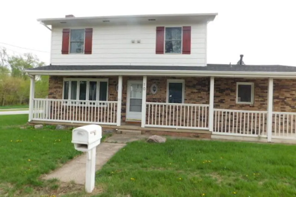 101 Walker St Polk City, IA 50226, Polk County