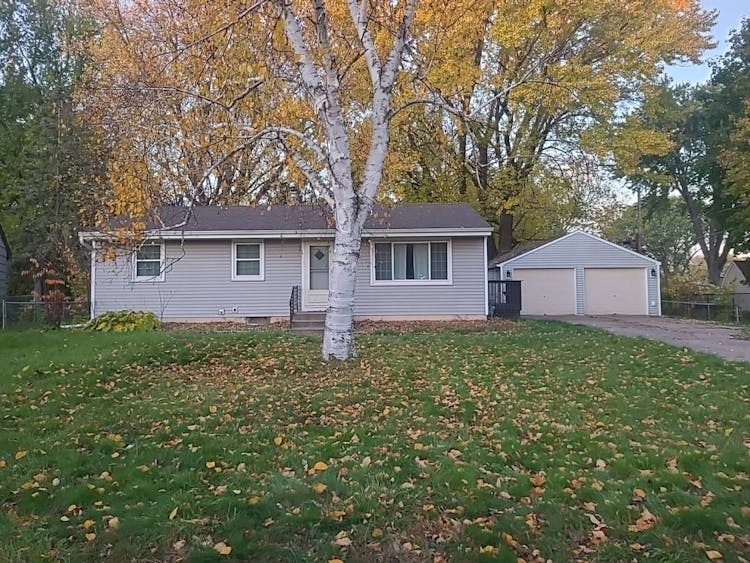 6101 Edgewood Ave Woodbury, MN 55125, Washington County