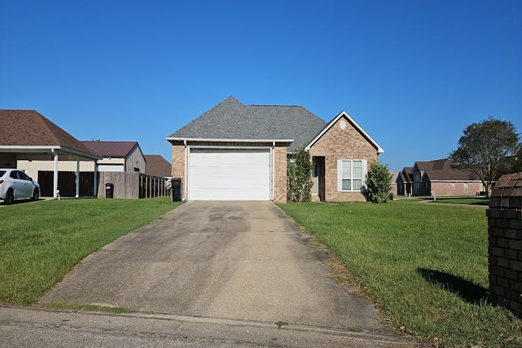 508 Brooke Dr New Iberia, LA 70560, Iberia County