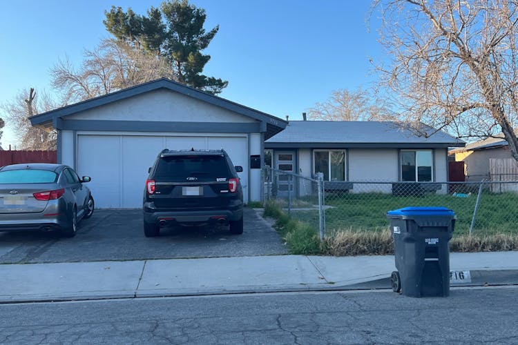 3716 W Avenue K10 Lancaster, CA 93536, Los Angeles County