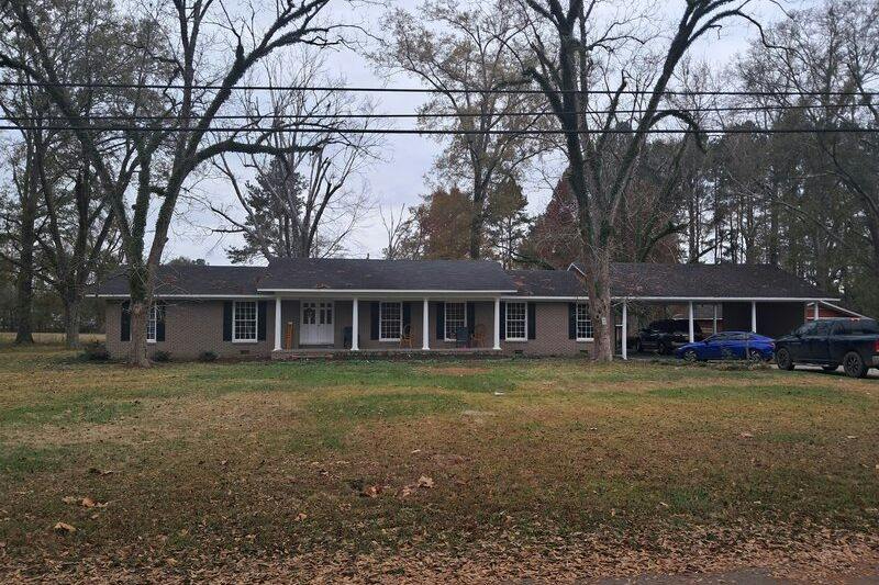 College St, Hickory, MS 39332