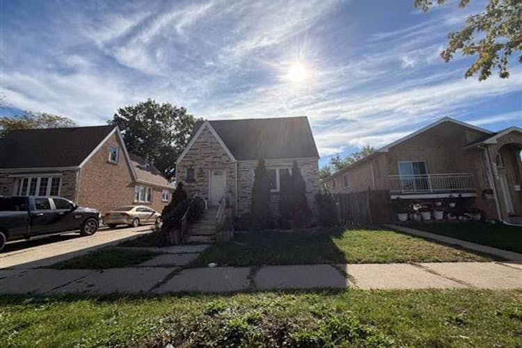 7337 West 55th Place Summit, IL 60501, Cook County