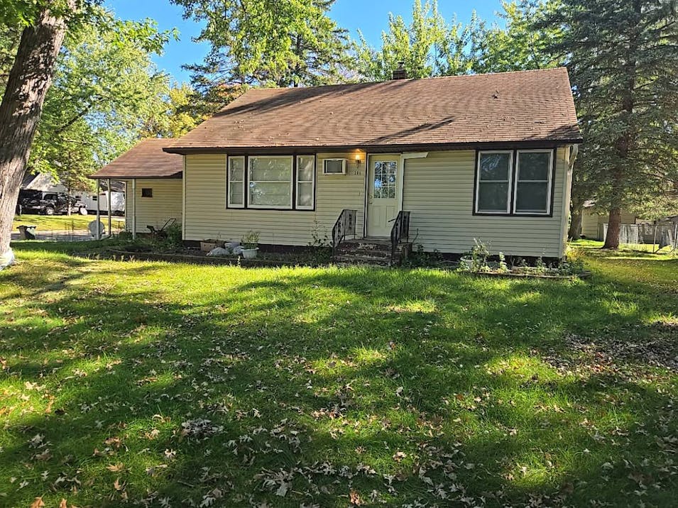 206 8th St SE Long Prairie, MN 56347, Todd County