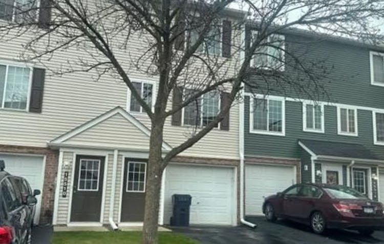 15512 Flyboat Ln Apple Valley, MN 55124, Dakota County