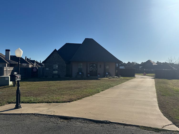 113 Merle Circle Stonewall, LA 71078, Desoto County