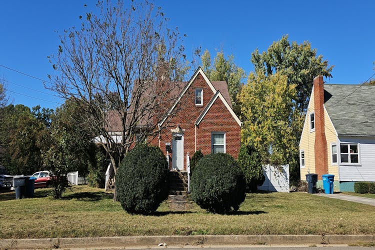 1208 NW Aspen St Roanoke, VA 24017, Roanoke City County