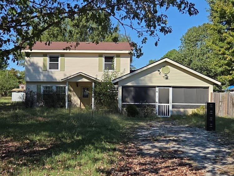 639 South St Weiner, AR 72479, Poinsett County