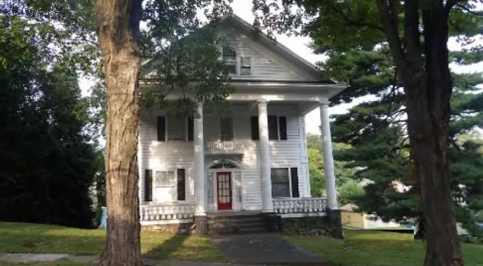 412 S Jefferson St Neosho, MO 64850, Newton County