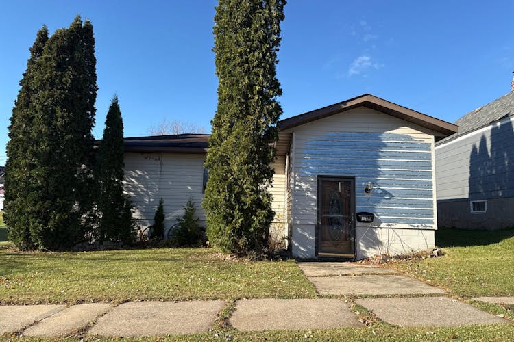 115 4th St Nashwauk, MN 55769, Itasca County