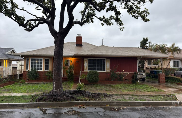 10519 S 3rd Ave Inglewood, CA 90303, Los Angeles County