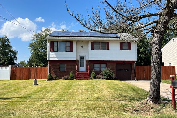 352 Hillcrest Ave Somerset, NJ 08873, Somerset County