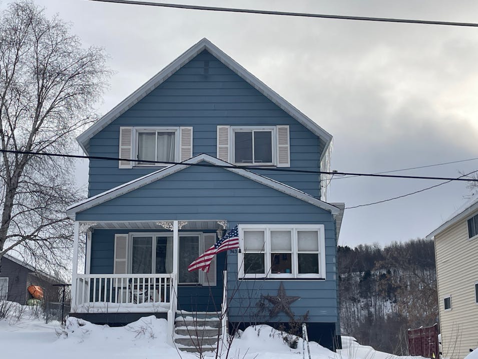 743 S Pine St Ishpeming, MI 49849, Marquette County