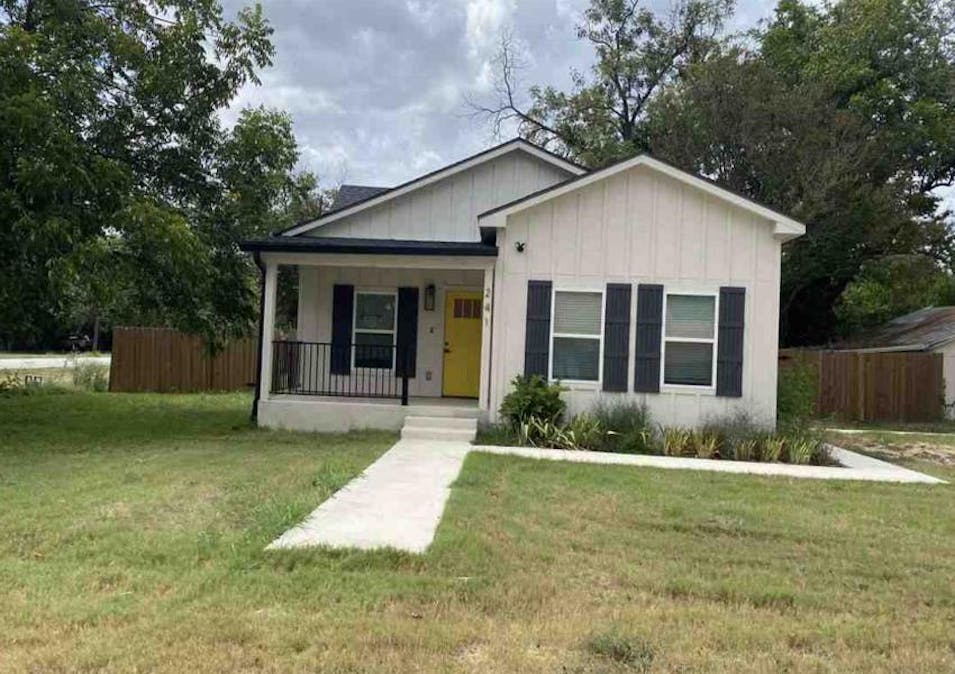 241 S Cotrell St Bartlett, TX 76511, Bell County