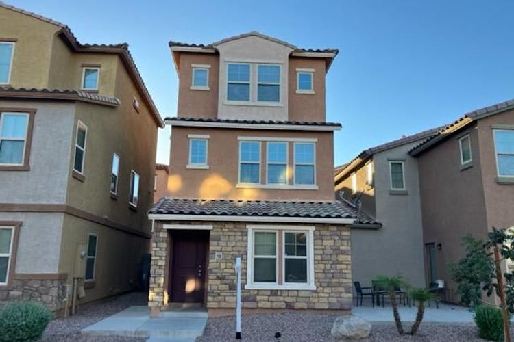 2118 N 77th Ln Phoenix, AZ 85035, Maricopa County