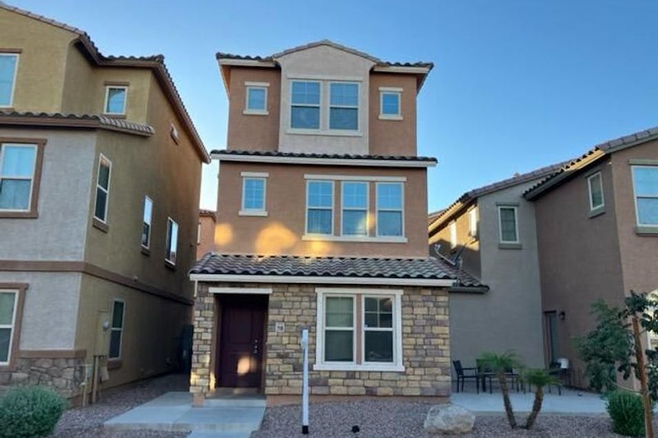 2118 N 77th Ln Phoenix, AZ 85035, Maricopa County