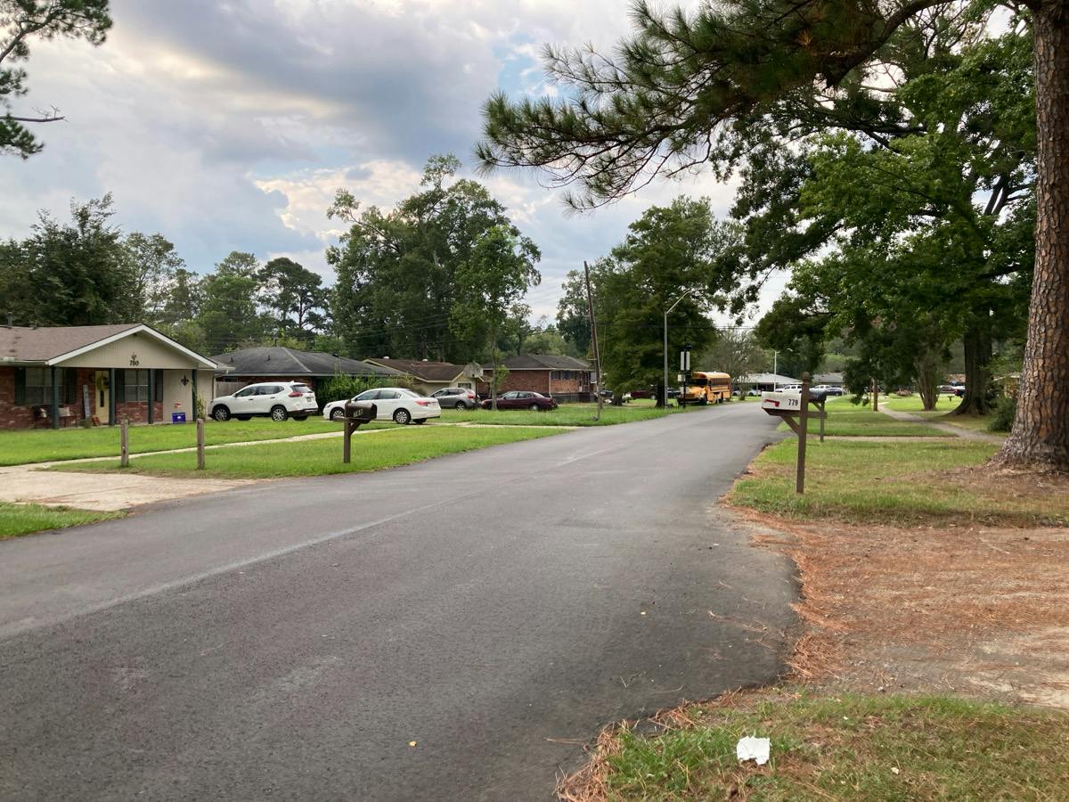 Fontainbleau Dr, Baton Rouge, LA 70819