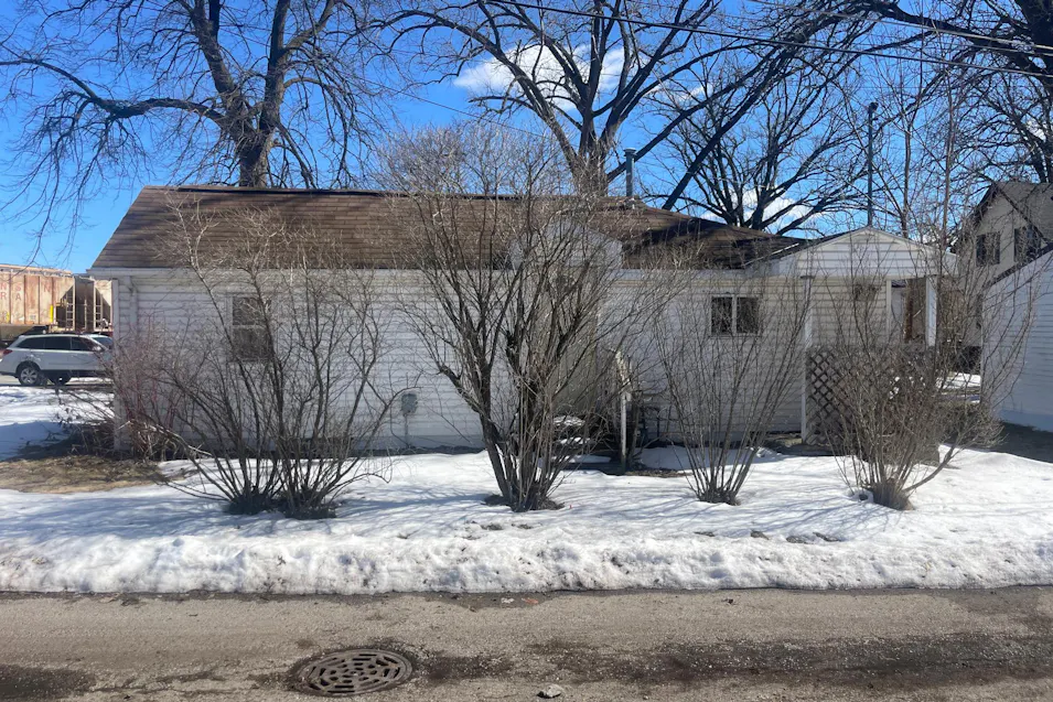 881 Emmet St Green Bay, WI 54303, Brown County