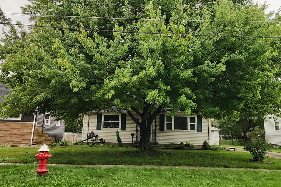 16 High Street Elyria, OH 44035, Lorain County