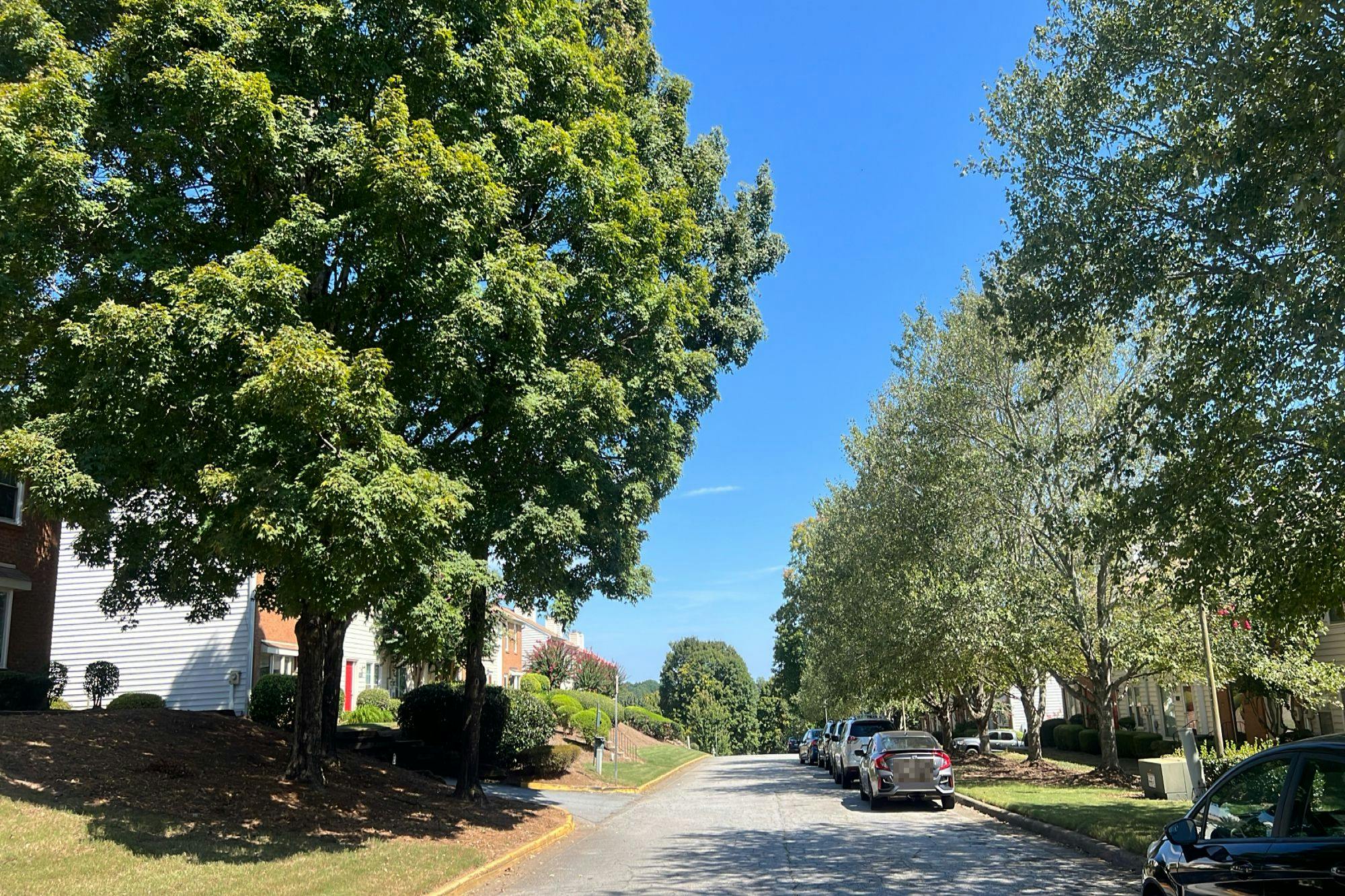 High Creek Dr, Roswell, GA 30076