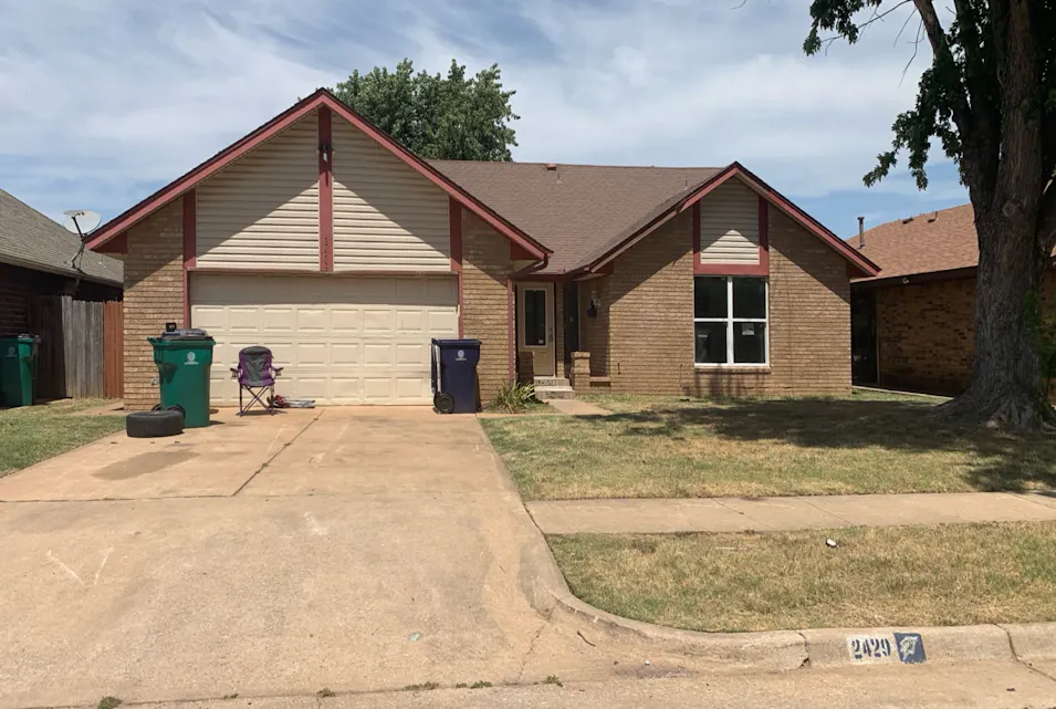 2429 SW 90th St Oklahoma City, OK 73159, Cleveland County
