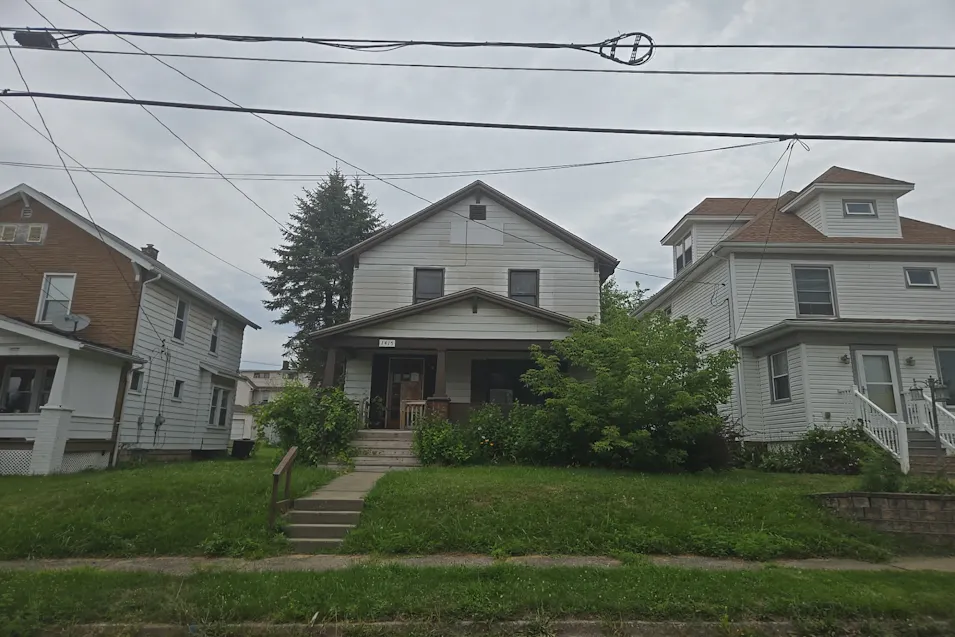 1415 Huron Ave New Castle, PA 16101, Lawrence County