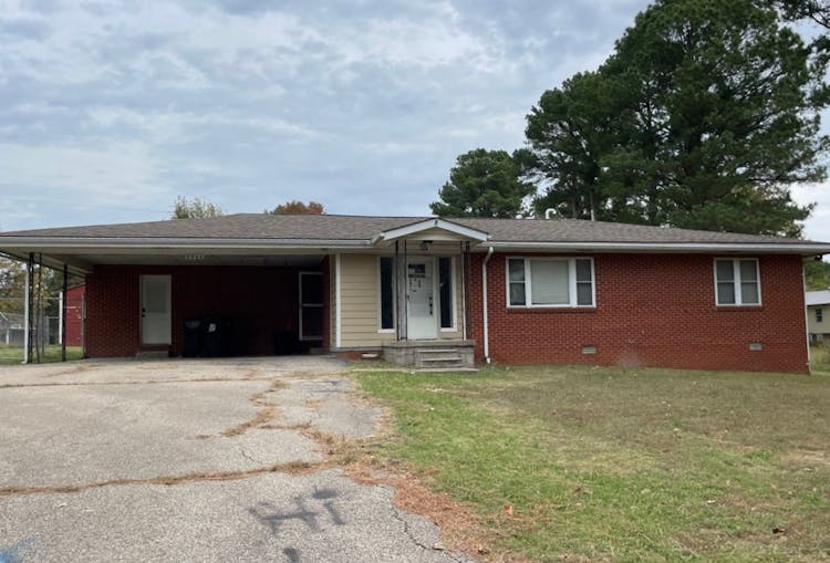 2004 Hospital Drive Pocahontas, AR 72455, Randolph County