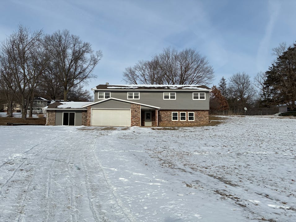 2 Woodland Ln Macomb, IL 61455, McDonough County